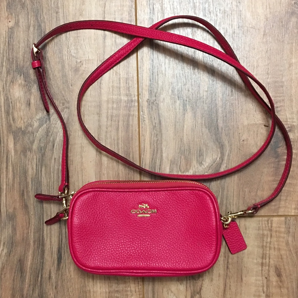🔥 Coach Crossbody Clutch
